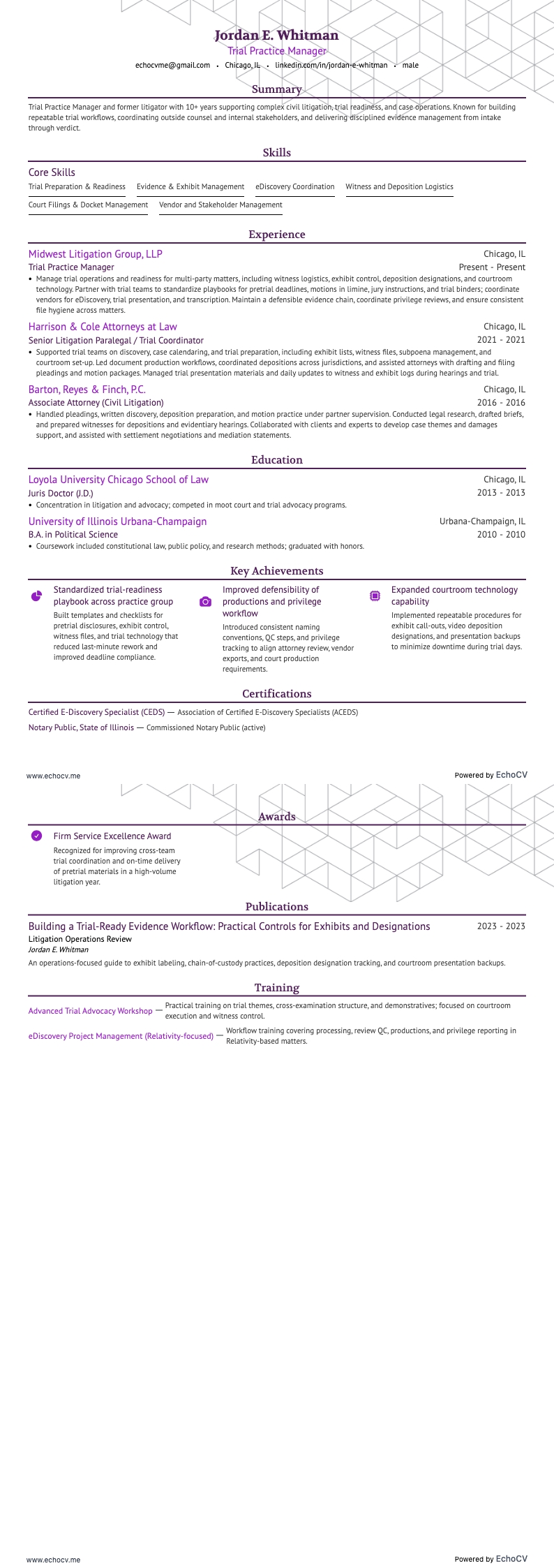 Trial Lawyer resume example
