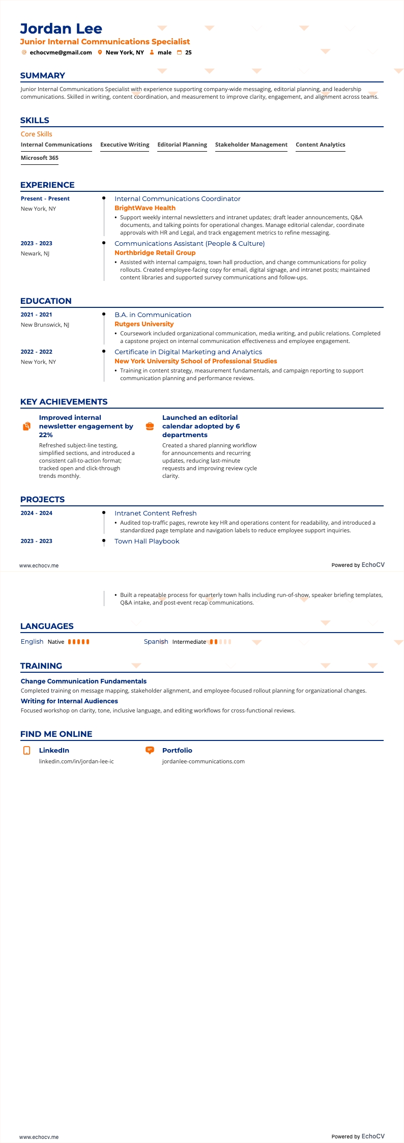 Junior Internal Communications Specialist example resume